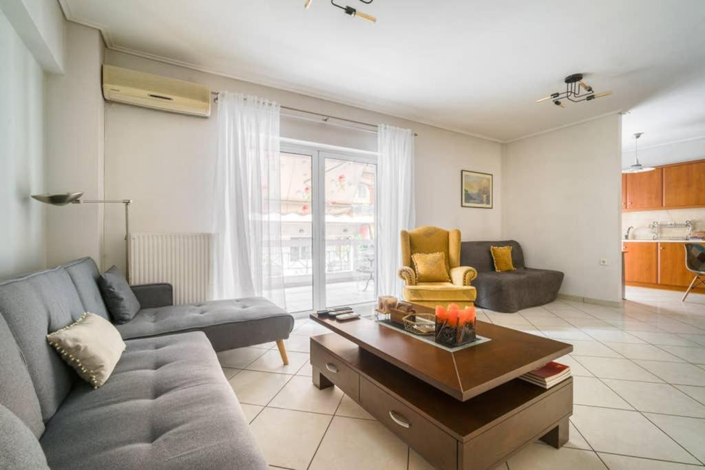 Spacious Family Flat Near Parthenon Free Parking Atenas Exterior foto